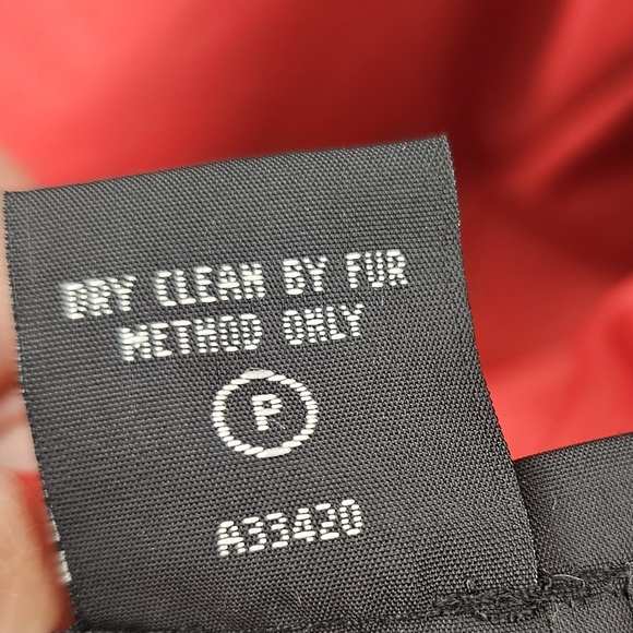 Dennis Basso Women's Reversible Burgundy Faux Fur/Red Parka Coat Size L - Picture 6 of 11